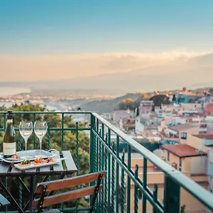 *** Bed & Breakfast Teatro Greco 39 Italia